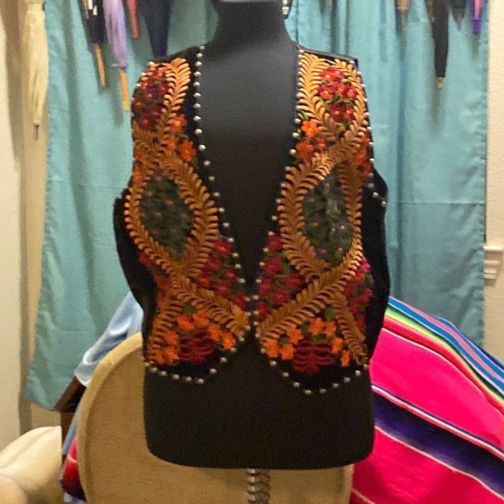 Vintage Silver River Embroidery Black Women Vest Size M